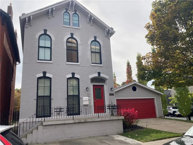 $2,250 | 62 Tracy Street, Buffalo, NY 14201