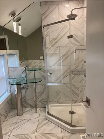 $2,250 | 62 Tracy Street, Buffalo, NY 14201