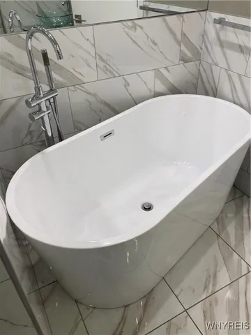 $2,250 | 62 Tracy Street, Buffalo, NY 14201