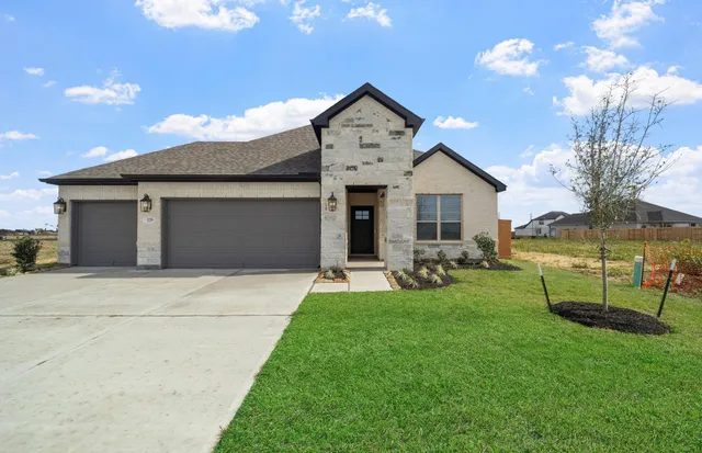 $299,990 | 329 Dallas Meadows Drive, Dayton, TX 77535