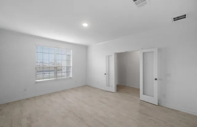 $299,990 | 329 Dallas Meadows Drive, Dayton, TX 77535