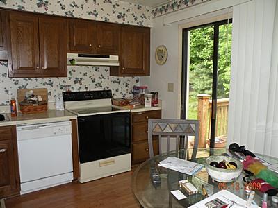 5948 Merriman Road Roanoke, VA 24018 - Photo 6 of 16 kitchen
