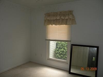 5948 Merriman Road Roanoke, VA 24018 - Photo 8 of 16 Bedroom 3