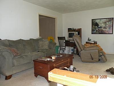 5948 Merriman Road Roanoke, VA 24018 - Photo 10 of 16 living room photo 2