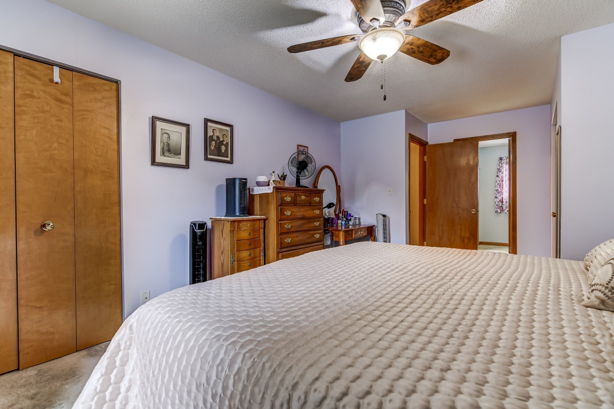 2524 Columbus Circle Springfield, IL 62703 - Photo 19 of 37