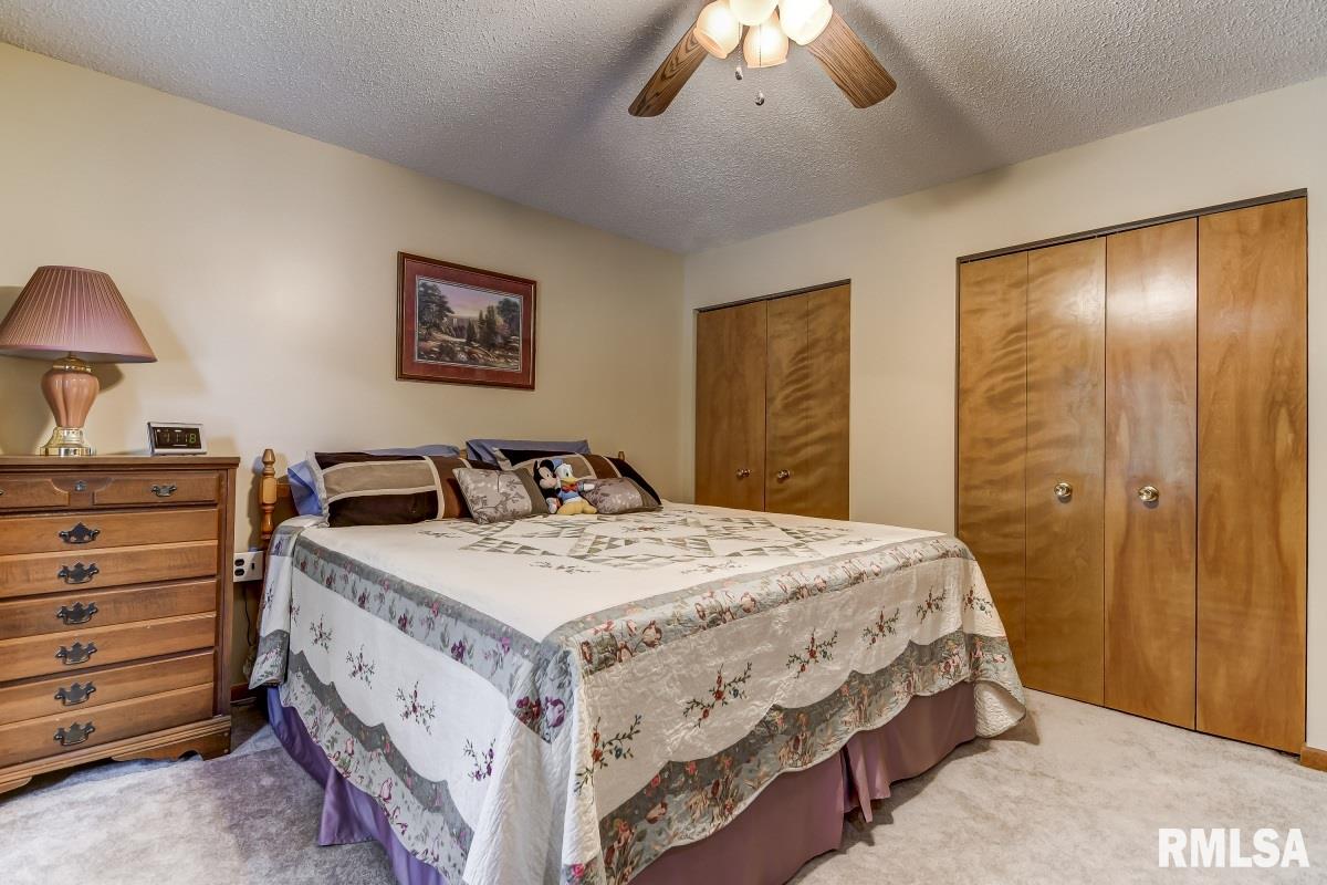 2524 Columbus Circle Springfield, IL 62703 - Photo 26 of 37
