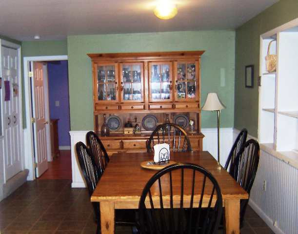 42 Lisha Kill Road Colonie, NY 12205 - Photo 3 of 6 Photo 3