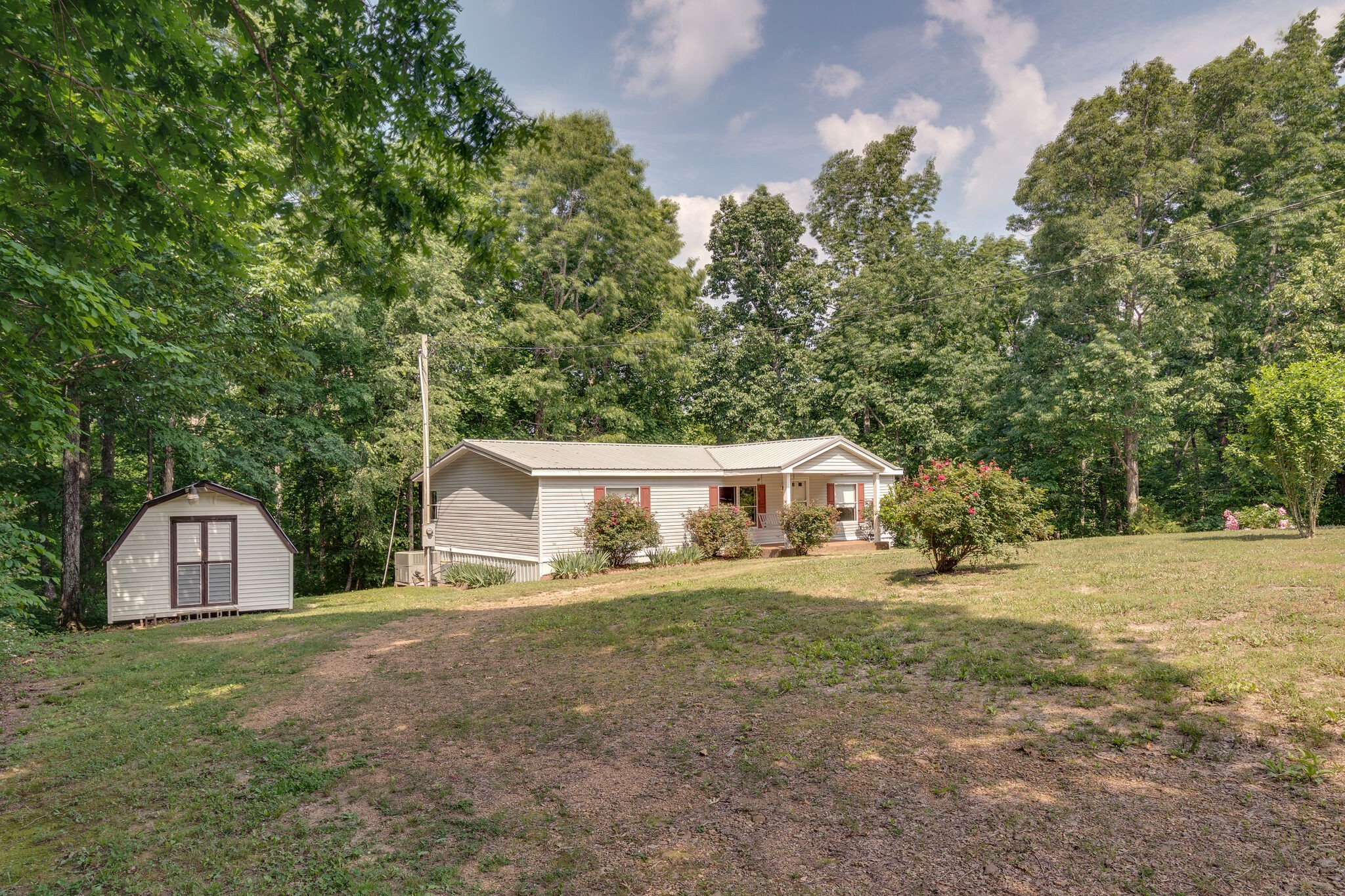 161 Mercer Road Hohenwald, TN 38462 - Photo 2 of 33 Gallery Image 2