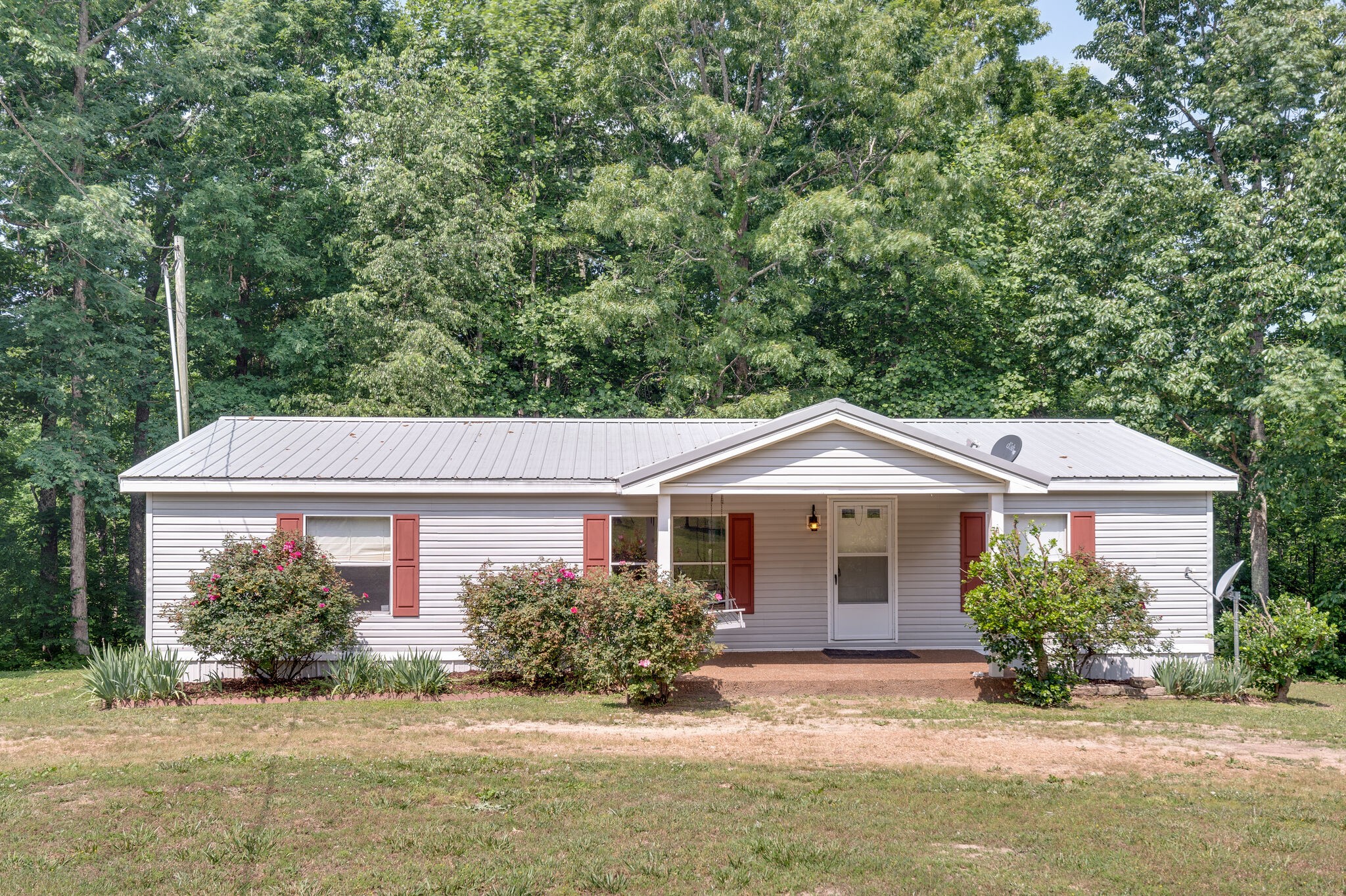161 Mercer Road Hohenwald, TN 38462 - Photo 5 of 33 Gallery Image 5