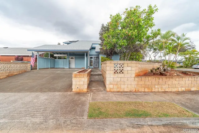 a view of outdoor space yard and patio
