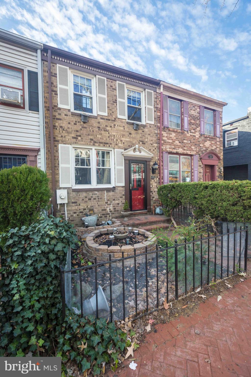 730 6th Street Northeast Washington, DC 20002 - Photo 2 of 56