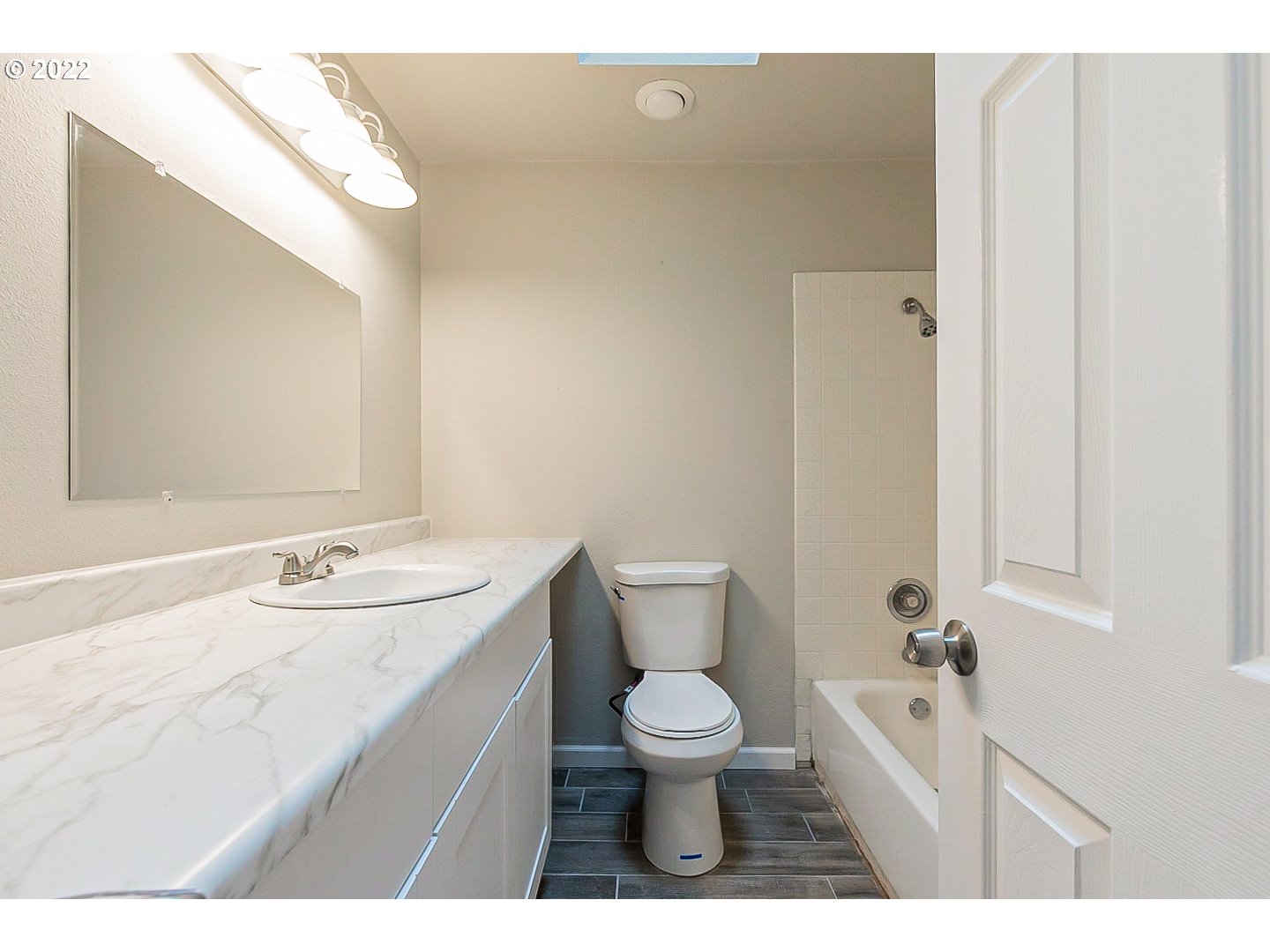6935 Southwest Molalla Bend Road Wilsonville, OR 97070 - Photo 6 of 28 Gallery Image 6