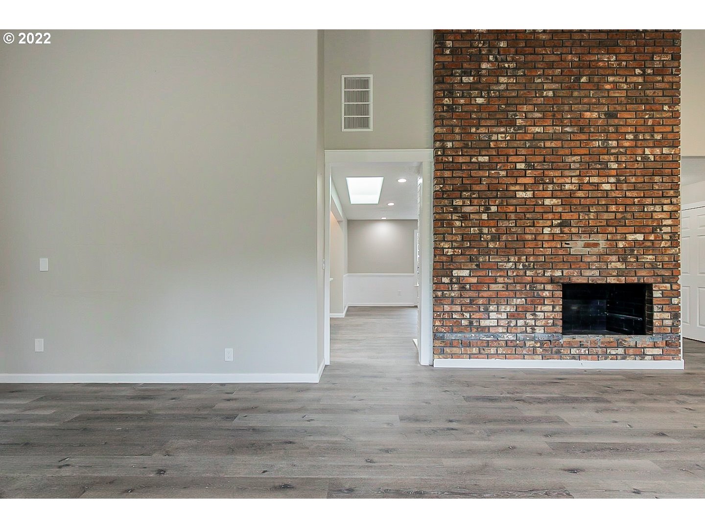 6935 Southwest Molalla Bend Road Wilsonville, OR 97070 - Photo 10 of 28 Gallery Image 10