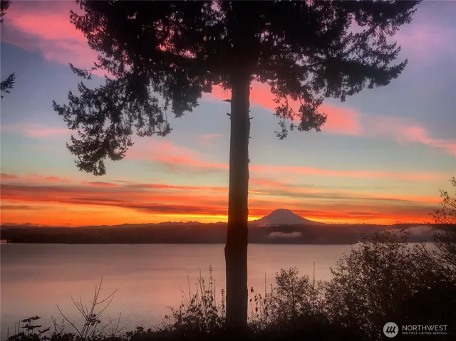 $630,000 | 10125 Totem Way, Anderson Island, WA 98303