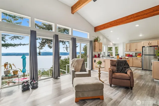 $630,000 | 10125 Totem Way, Anderson Island, WA 98303