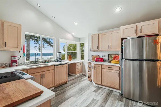 $630,000 | 10125 Totem Way, Anderson Island, WA 98303