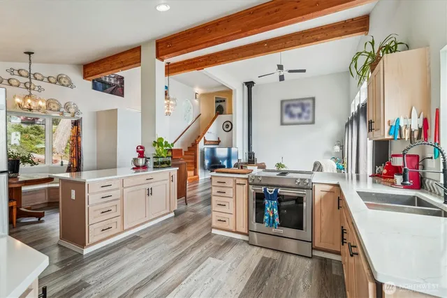 $630,000 | 10125 Totem Way, Anderson Island, WA 98303