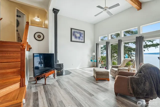 $630,000 | 10125 Totem Way, Anderson Island, WA 98303