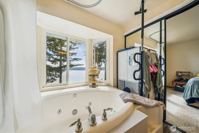 $630,000 | 10125 Totem Way, Anderson Island, WA 98303