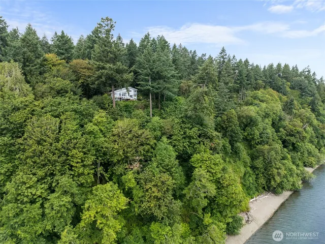 $630,000 | 10125 Totem Way, Anderson Island, WA 98303