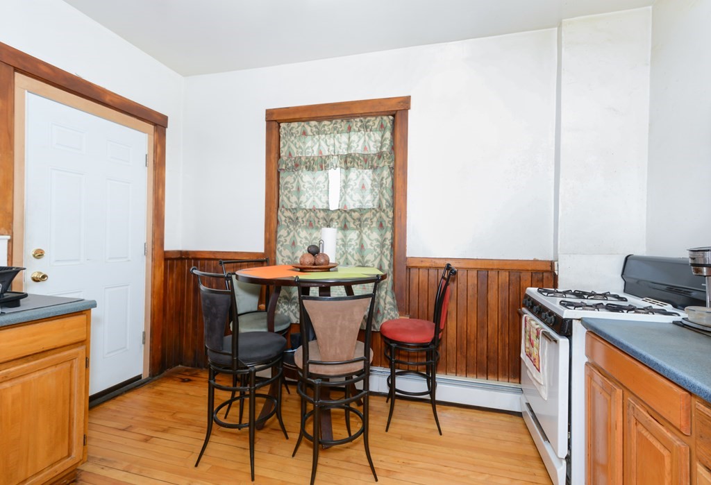 18 Walnut Street Worcester, MA 01609 - Photo 7 of 17