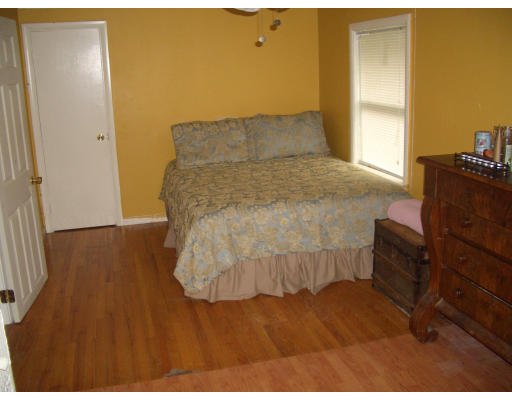 136 Brook Road Plymouth, MA 02360 - Photo 6 of 8 Gallery Image 6