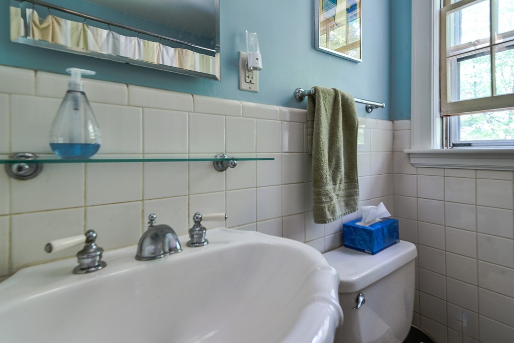 12 Walkup Road Sudbury, MA 01776 - Photo 17 of 24 Gallery Image 17
