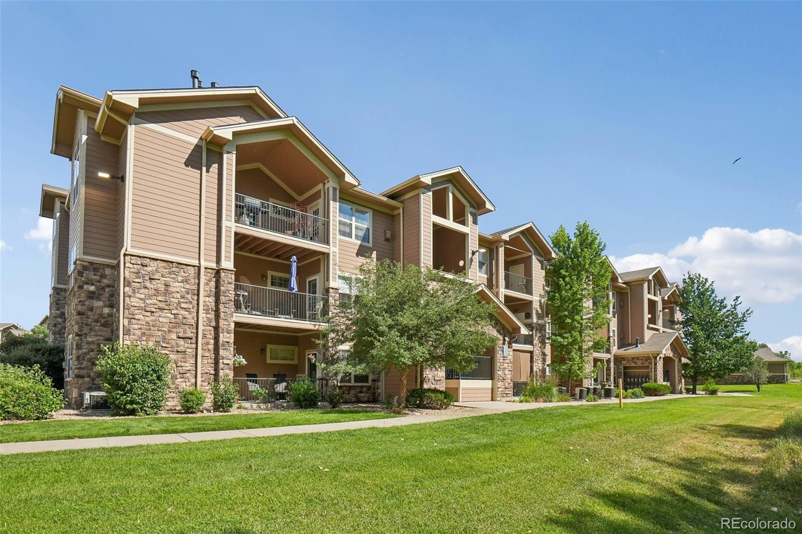 10787 Twenty Mile Road, Unit 305 Parker, CO 80134 - Photo 2 of 32
