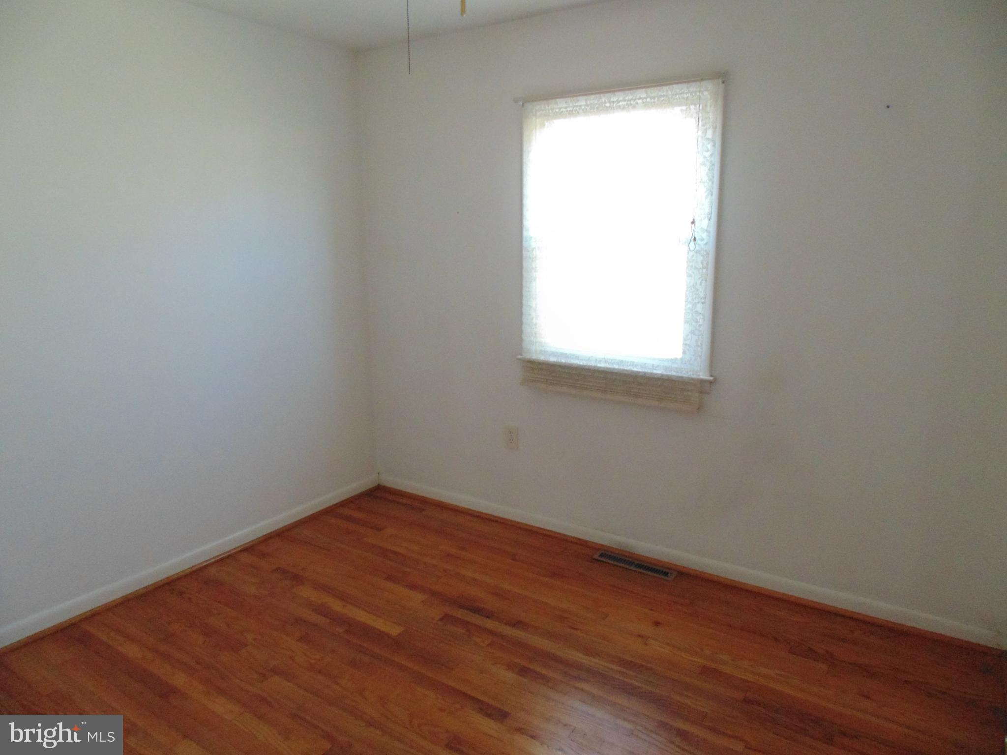 122 River Road Edgewater, MD 21037 - Photo 9 of 24 Gallery Image 9