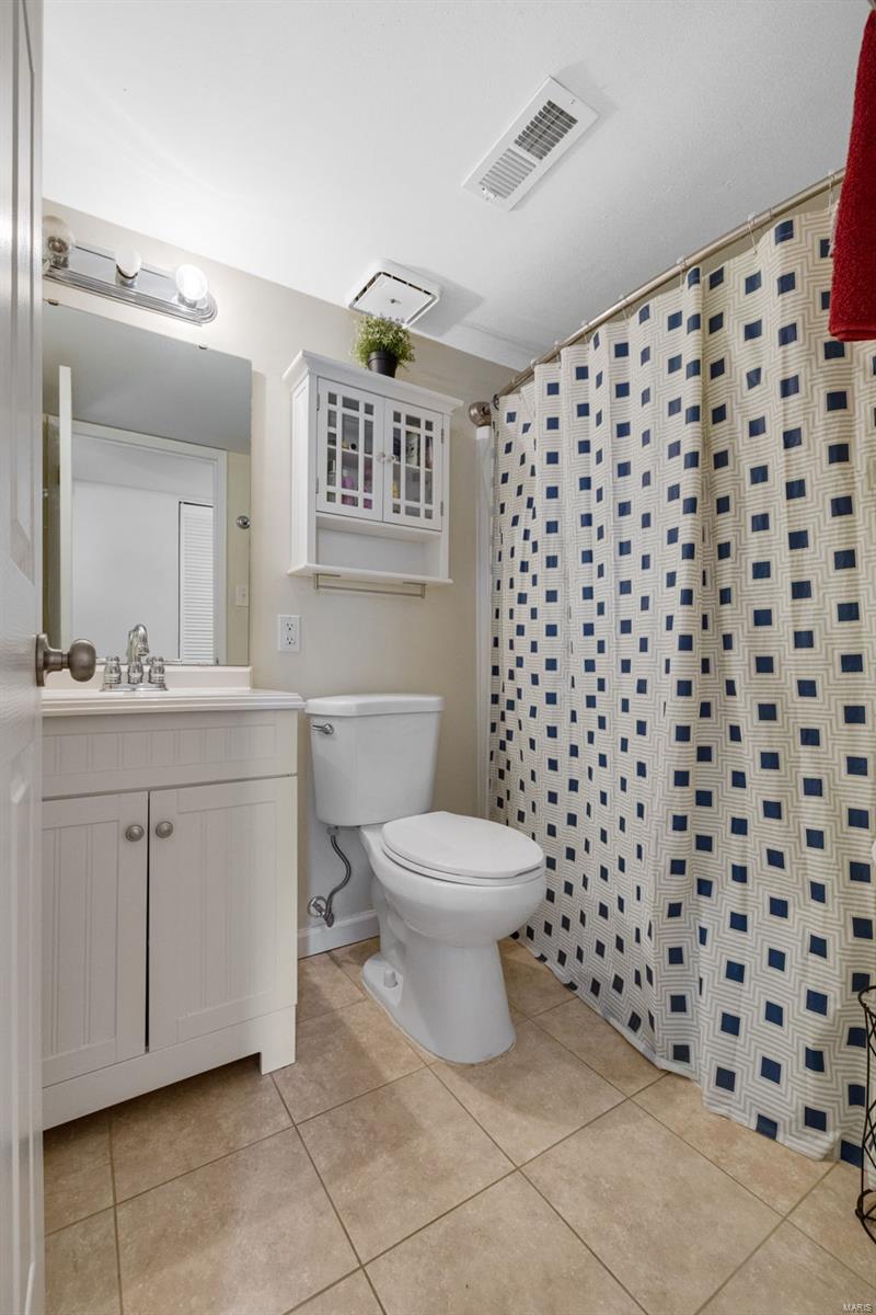 10 Fairways Circle, Unit G St. Charles, MO 63303 - Photo 6 of 12