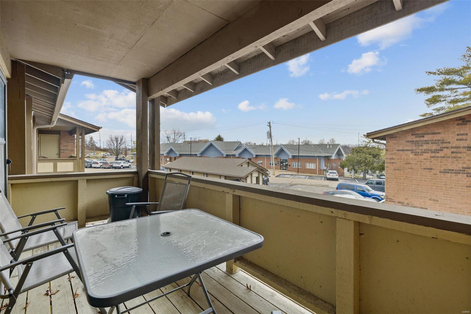 10 Fairways Circle, Unit G St. Charles, MO 63303 - Photo 8 of 12