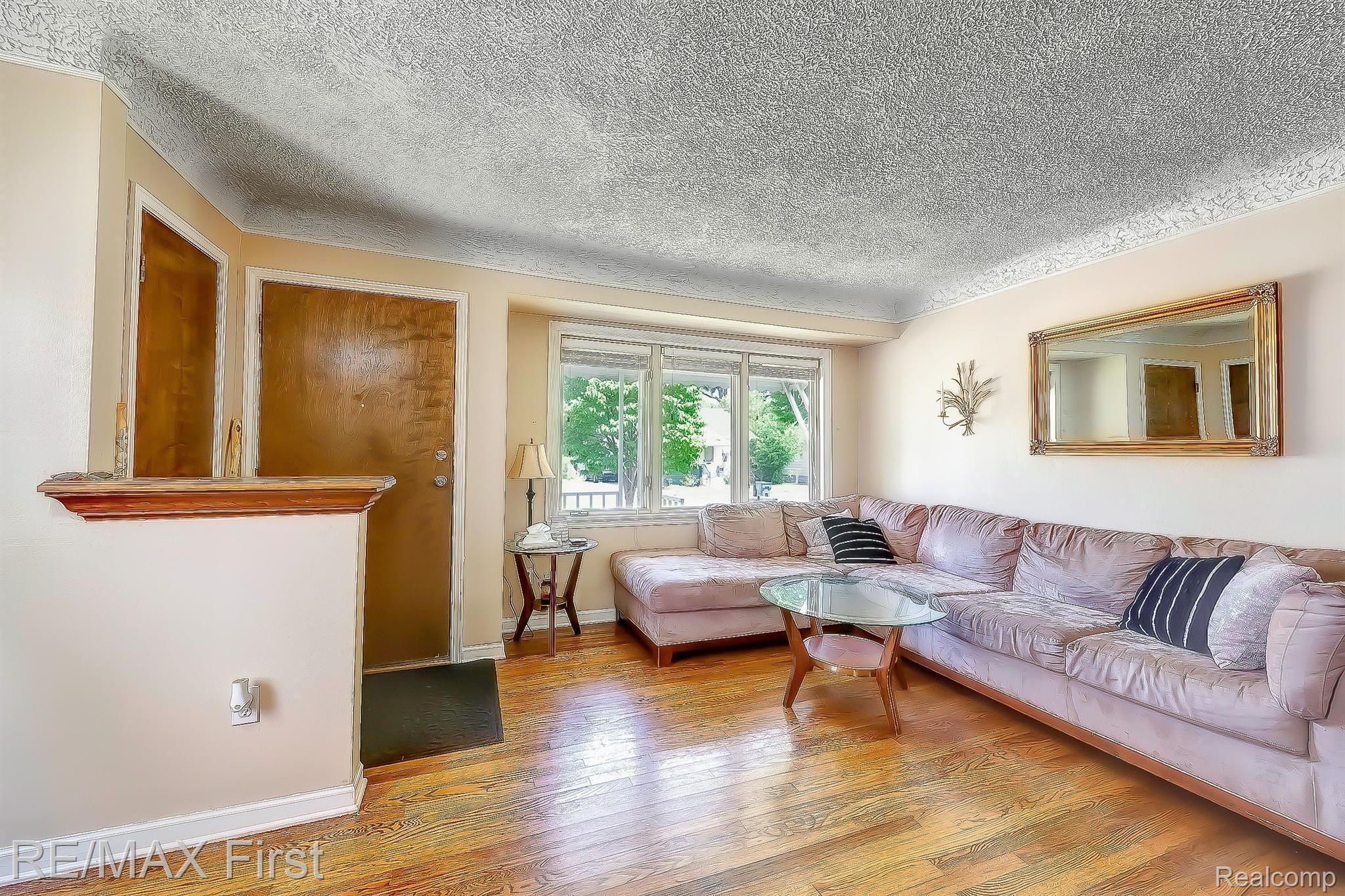 2105 Romeo Street Ferndale, MI 48220 - Photo 7 of 19 Gallery Image 7