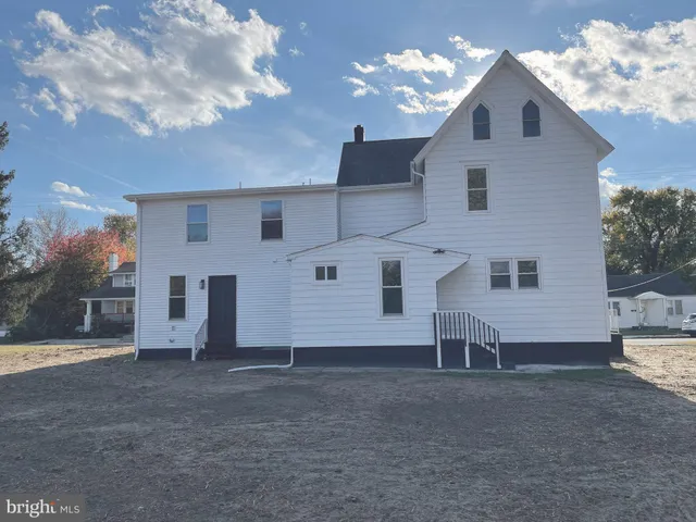 $399,000 | 24 West Pittsfield Street, Pennsville, NJ 08070