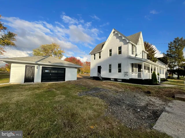$399,000 | 24 West Pittsfield Street, Pennsville, NJ 08070