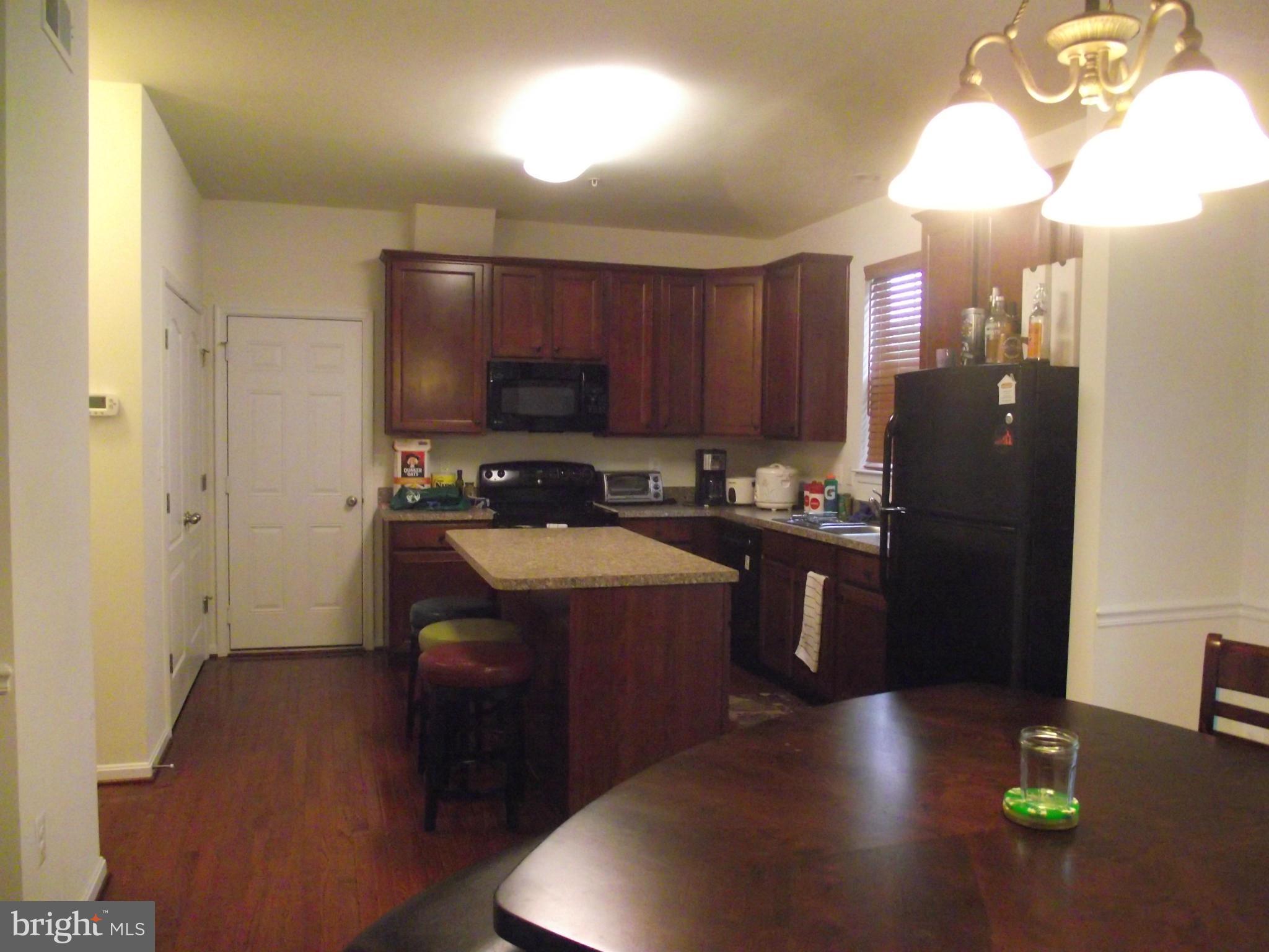 809 Wampler Road Baltimore, MD 21220 - Photo 5 of 23 Kitchen