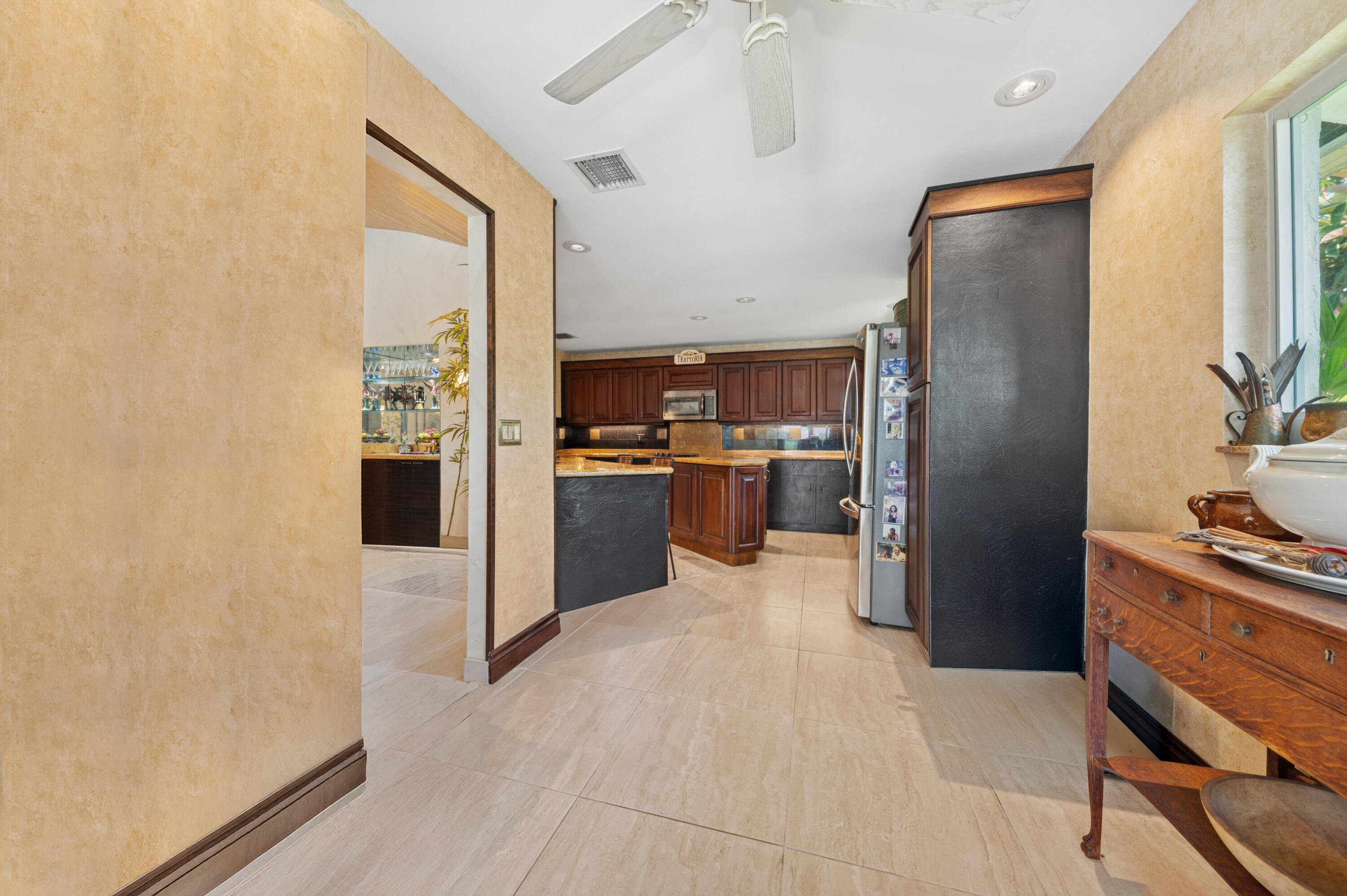 7018 Northwest 3rd Avenue Boca Raton, FL 33487 - Photo 21 of 36 10_7018-NW-3rd-Ave_Kitchen-Breakfast-Roo