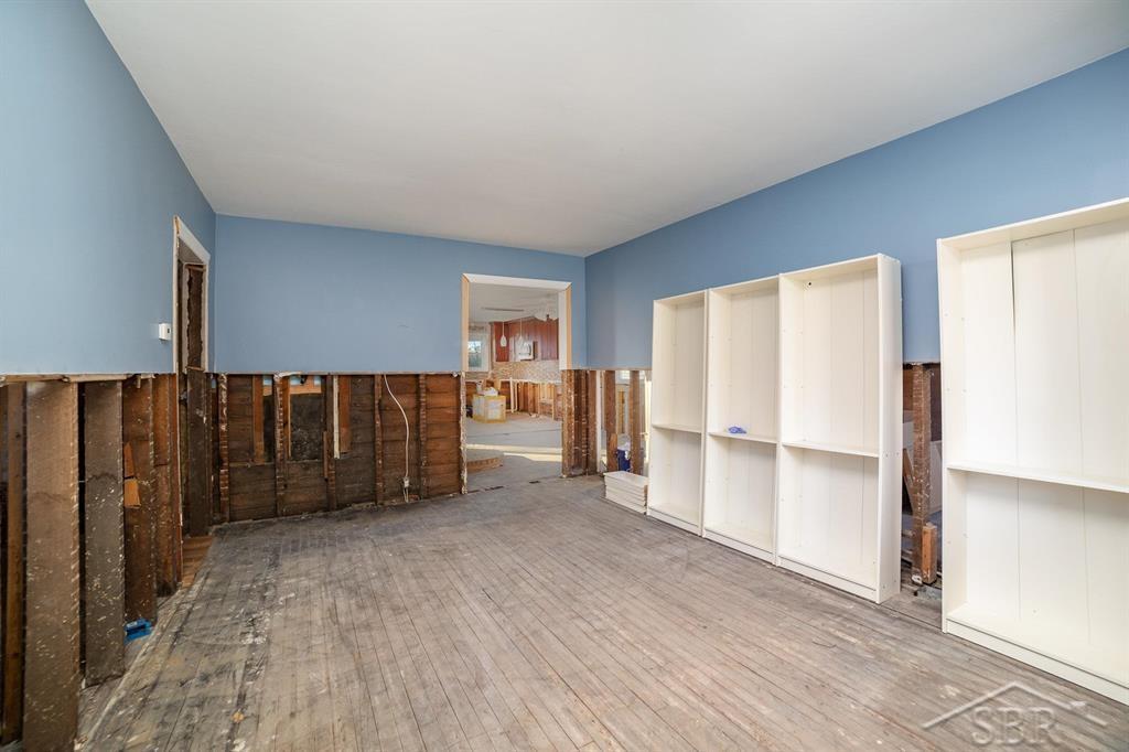 1011 Vance Road Midland, MI 48640 - Photo 7 of 29 50162470-120f0ceb-e010-4992-a457-21d856f035c3.JPG
