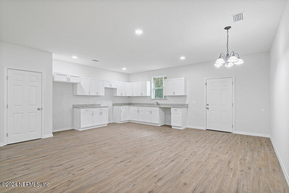 11813 Lem Turner Road Jacksonville, FL 32218 - Photo 6 of 22 11813_lem_turner_9 (1)