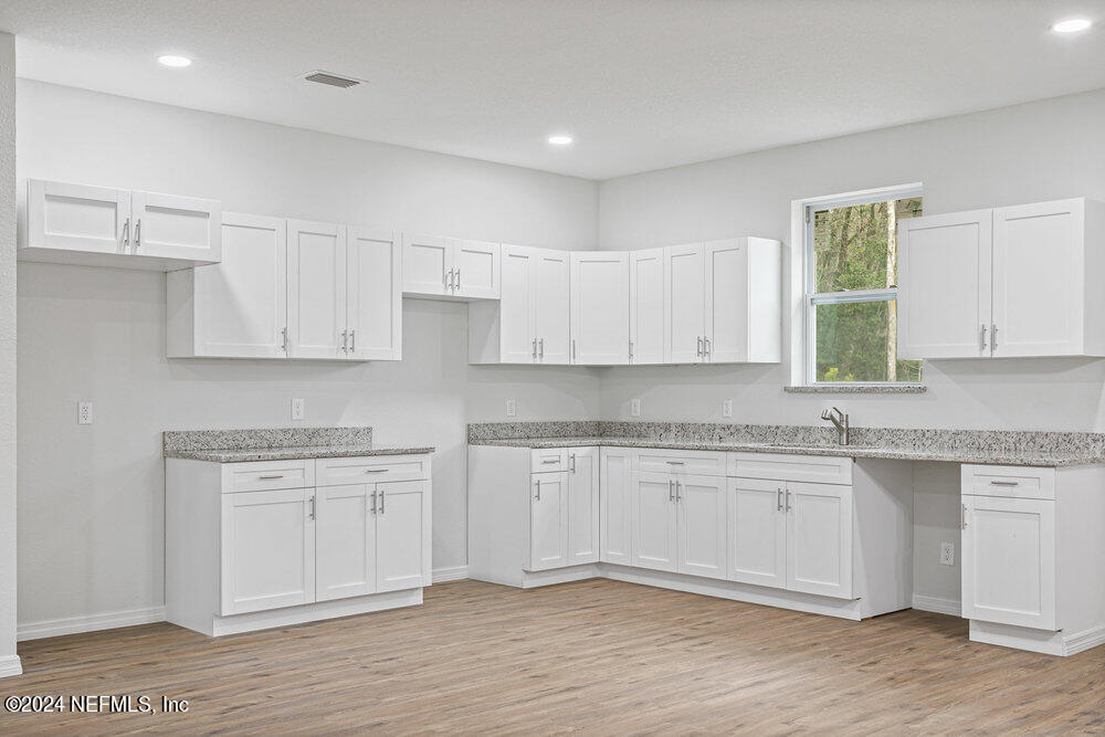 11813 Lem Turner Road Jacksonville, FL 32218 - Photo 8 of 22 11813_lem_turner_10