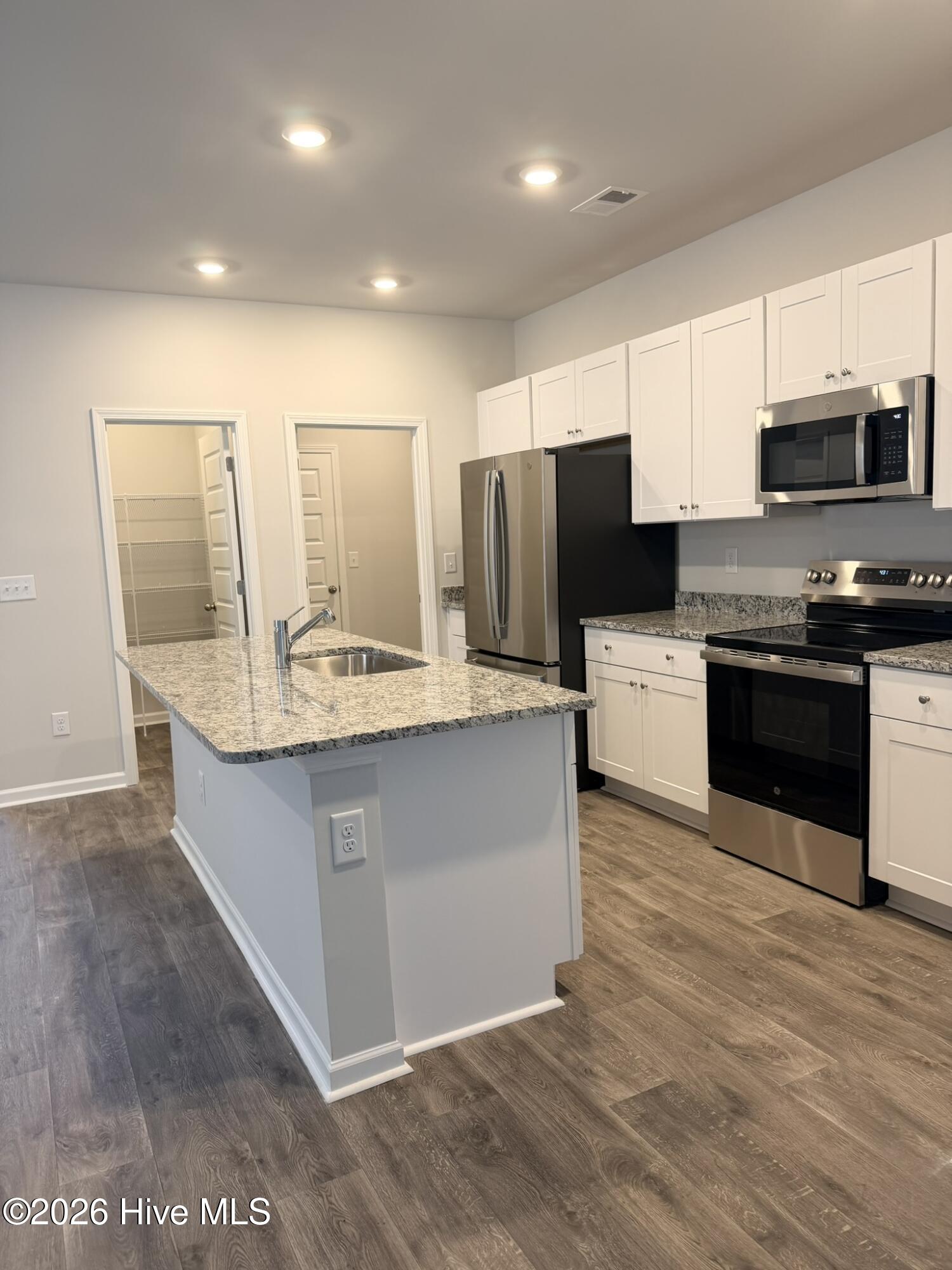 413 Ladyfish Loop Northwest Sunset Beach, NC 28468 - Photo 4 of 26 IMG_6736