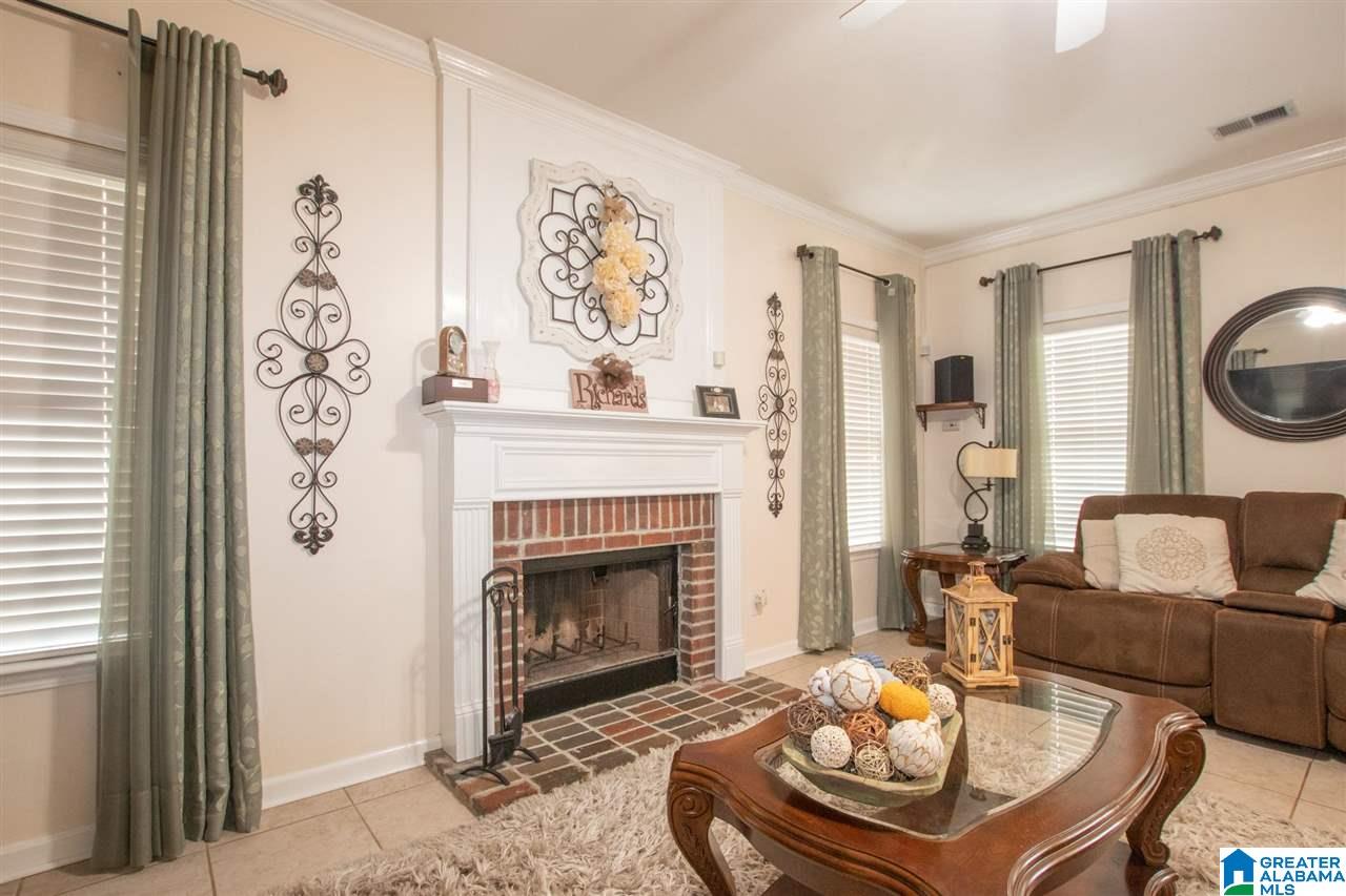 104 Blue Spring Circle Alabaster, AL 35007 - Photo 8 of 40