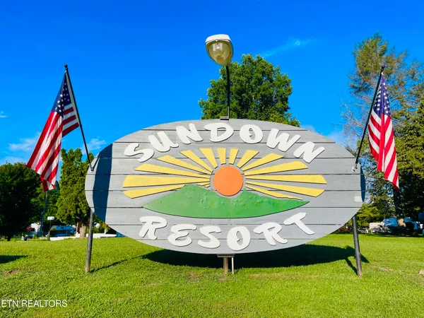 $189,000 | 213-214 Highway 73 Townsend Tn 37882, Townsend, TN 37882