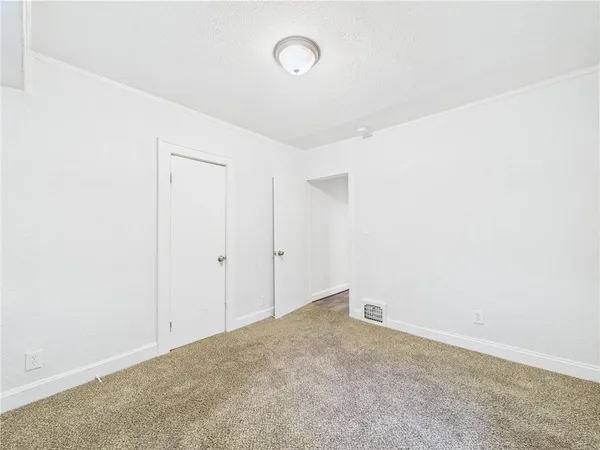 $160,000 | 5611 Olive Street, Kansas City, MO 64130