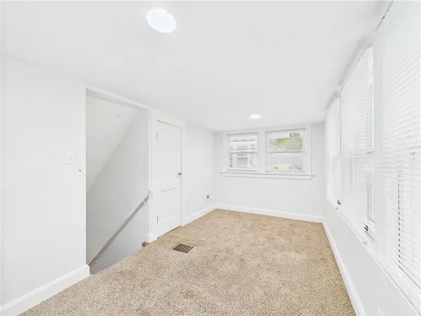 $160,000 | 5611 Olive Street, Kansas City, MO 64130