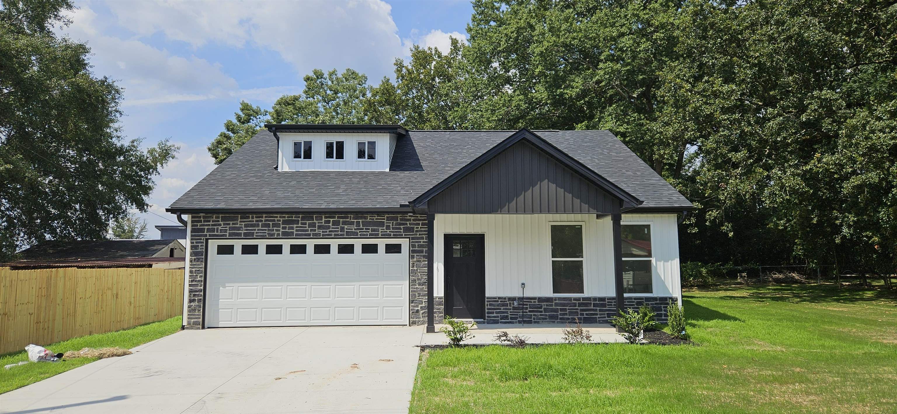 115 State Rd S-42-2913 Roebuck, SC 29376 - Photo 1 of 9 Gallery Image 1