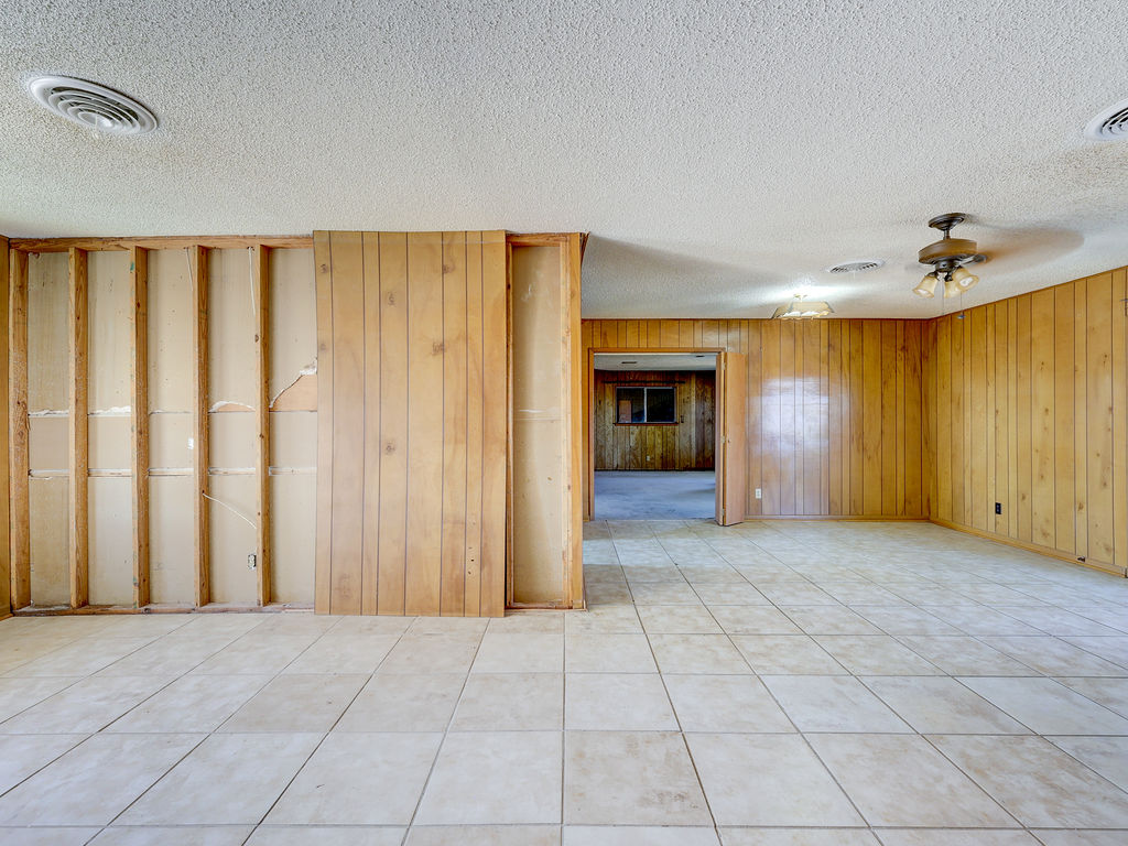 5400 Gander Slough Road Kingsbury, TX 78638 - Photo 29 of 40 a view of an empty room with a window