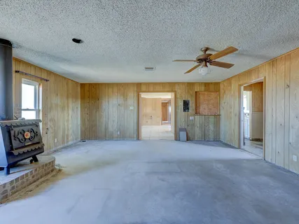 $1,200,000 | 5400 Gander Slough Road, Kingsbury, TX 78638