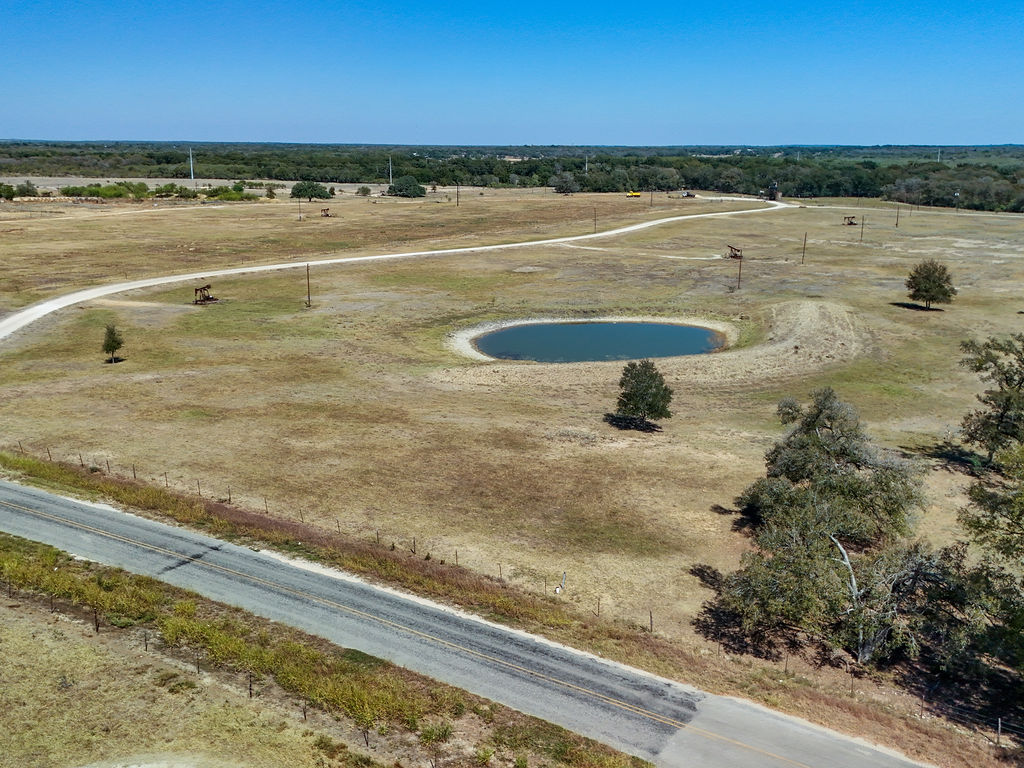 5400 Gander Slough Road Kingsbury, TX 78638 - Photo 4 of 40 a view of an ocean and beach