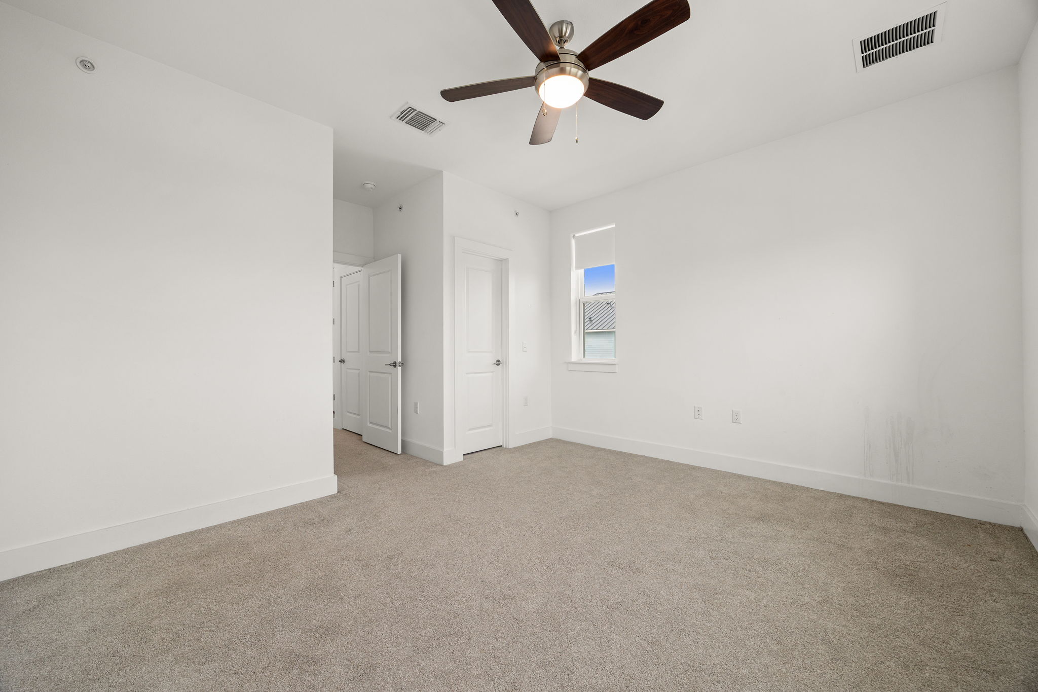 2409 Simond Avenue, Unit E Austin, TX 78723 - Photo 21 of 33