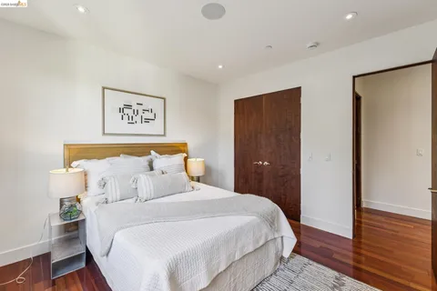 $1,295,000 | 46 Carisbrook Lane, Oakland, CA 94611